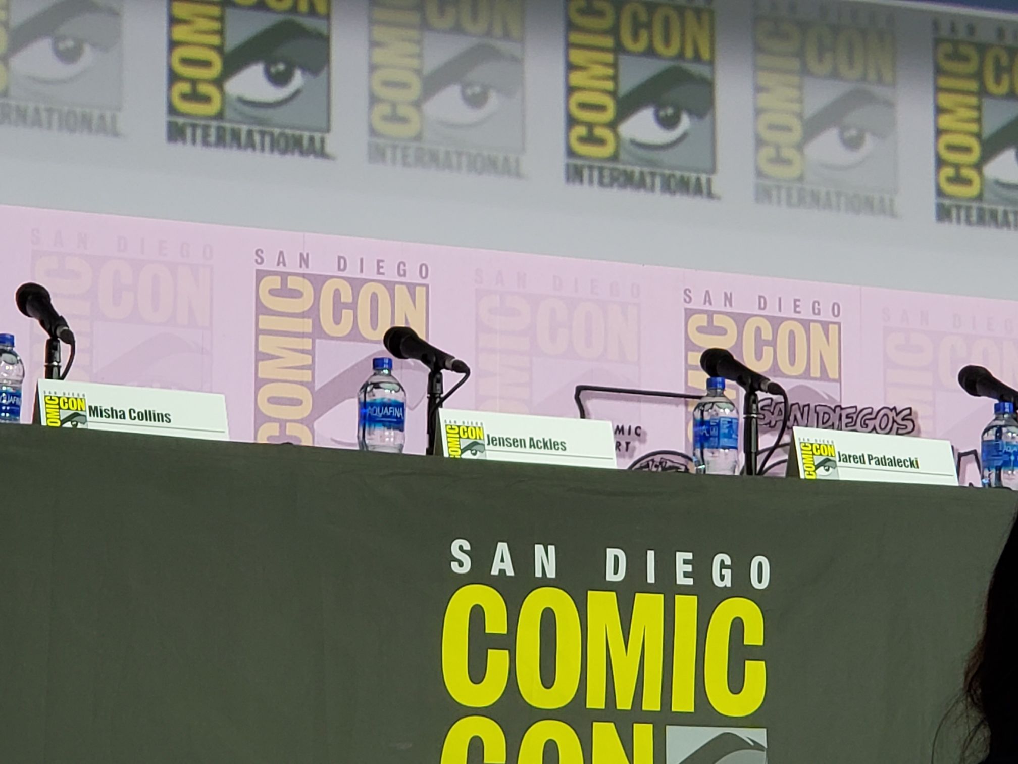 Empty stage for Supernatural final Comic Con 2019 panel