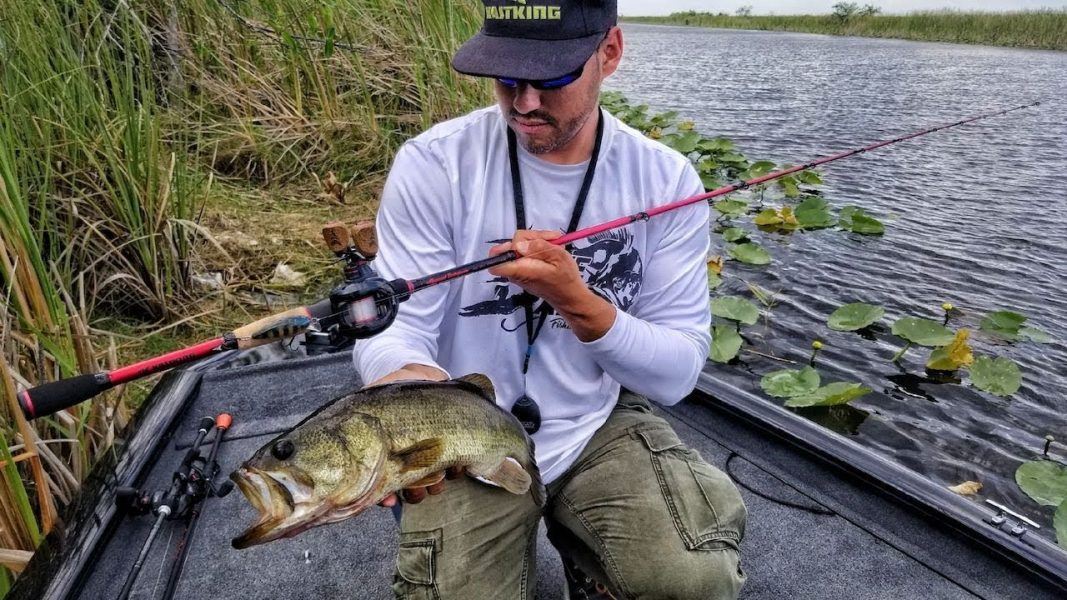 KastKing Speed Demon Pro Tournament Series Bass Fishing Rods 2019 hottest holiday fishing gifts