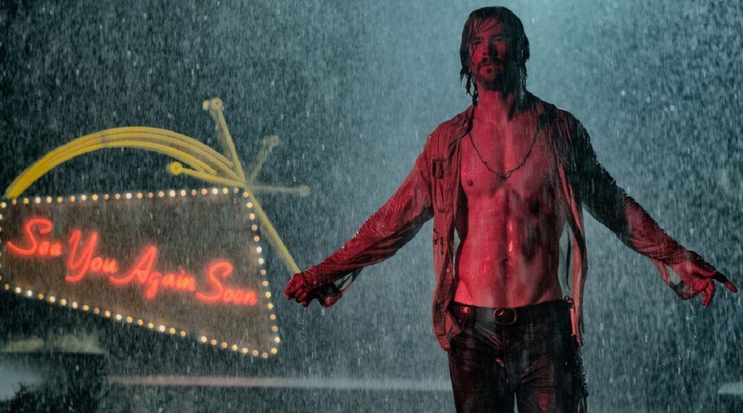 chris hemsworth shirt open for bad times at el royale movie 2018