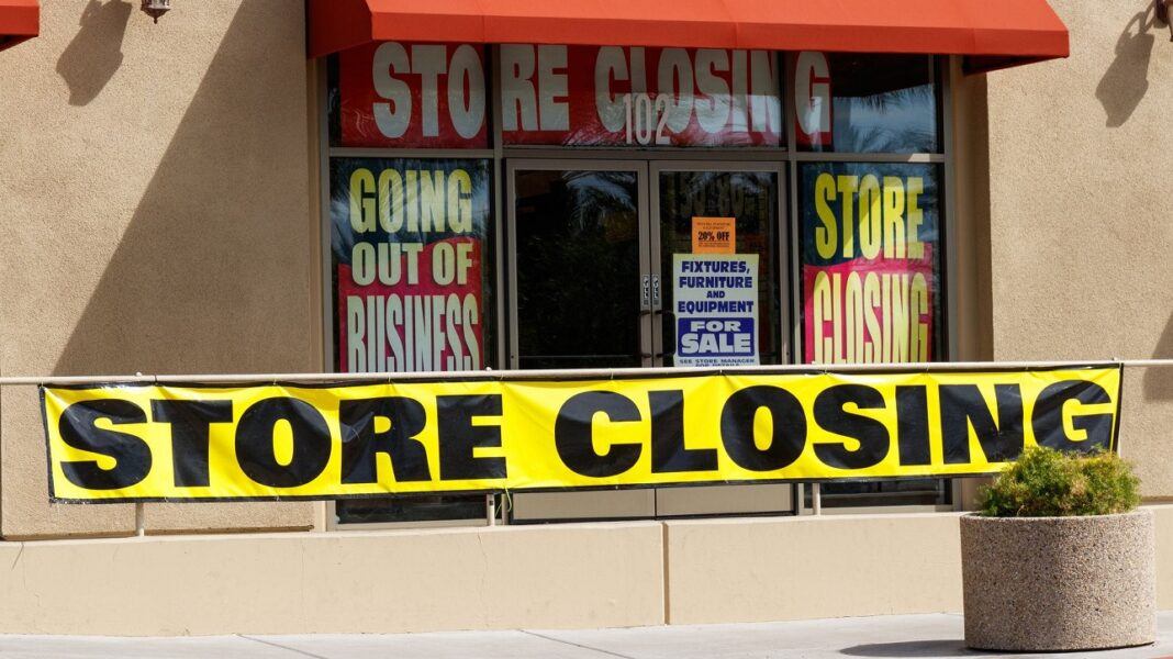 sixty percent stores closing down per yelp 2020