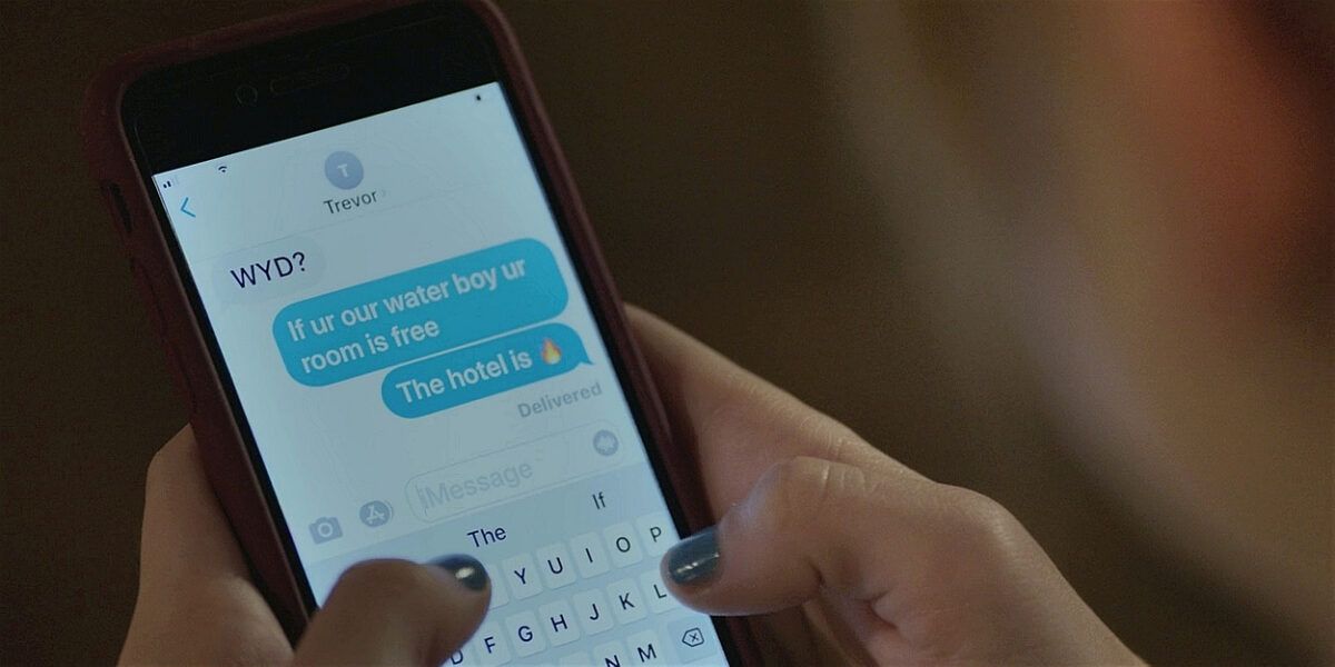 Walker STella texting Trevor for  a date.