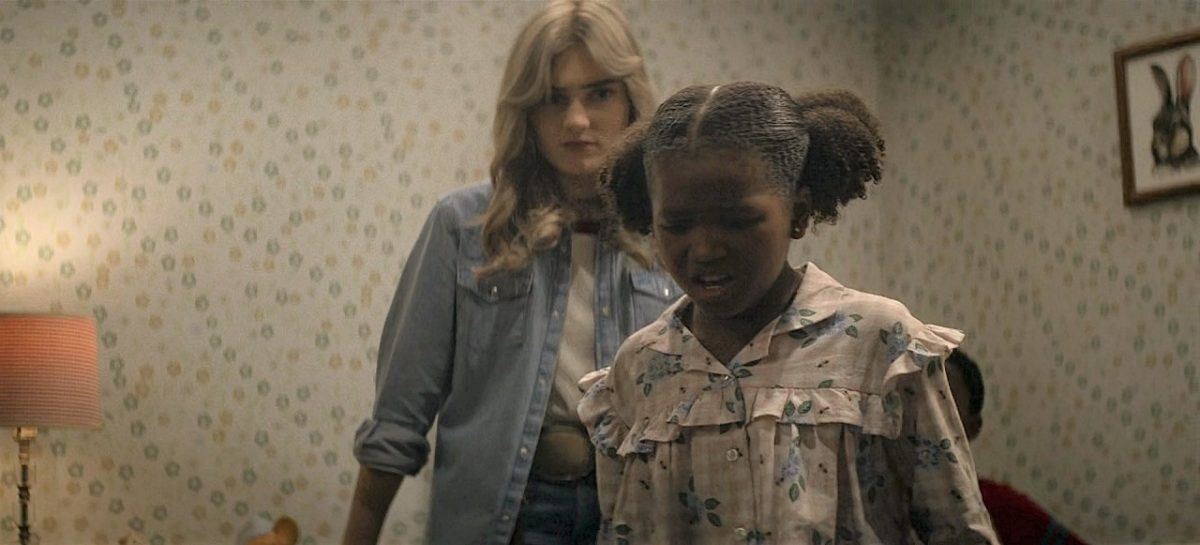 Mary Winchester helping possessed black girl with demon 1.03.