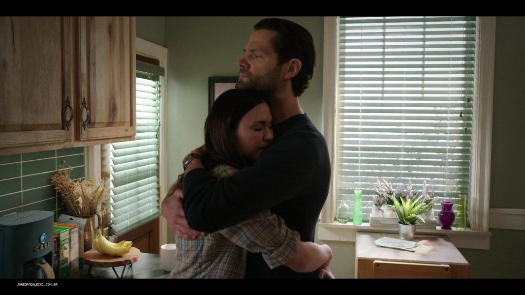 Walker Cordell hugging Geri at end of 3.16 episode.