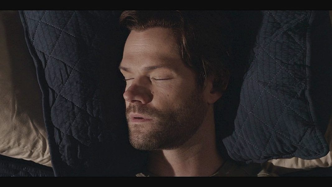 Jared Padalecki sleeping deep on Jensen Ackles memories 4.10.